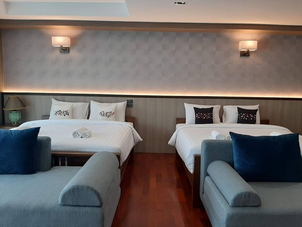 Pool, Villa, 2 King Beds