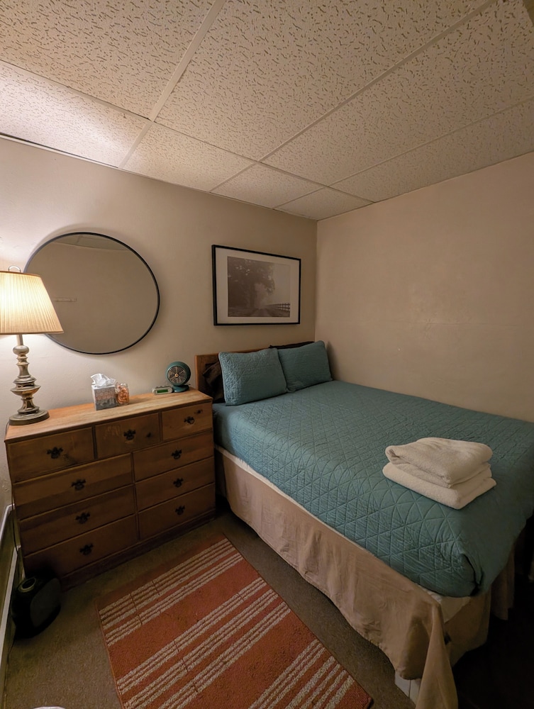 Inn the Clouds Hostel & Inn 30/75