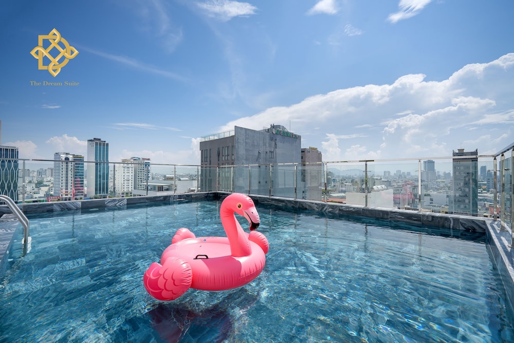 The Dream Suite 26/50