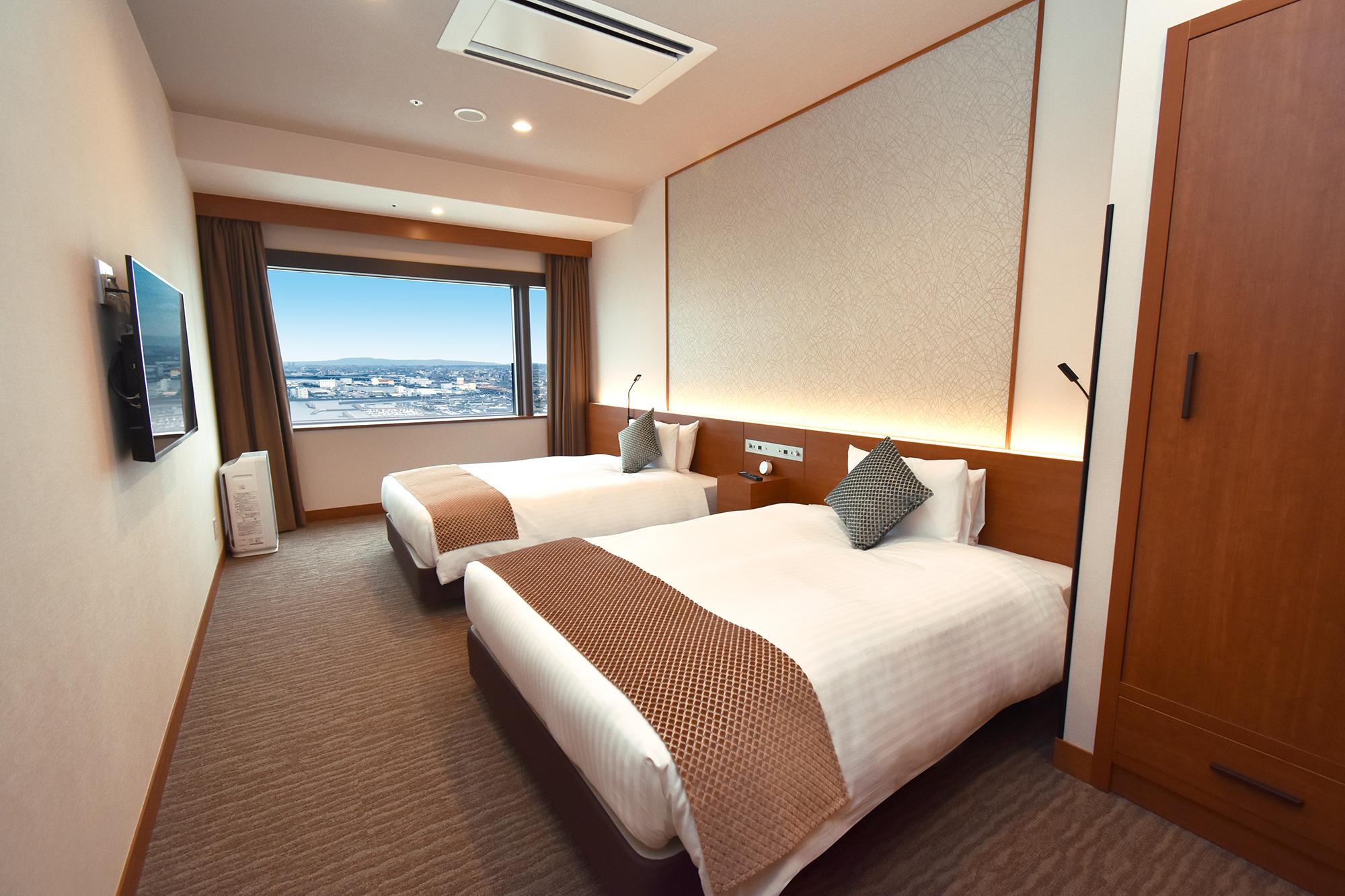 Deluxe, Triple, Bay View, Ocean View, Night View