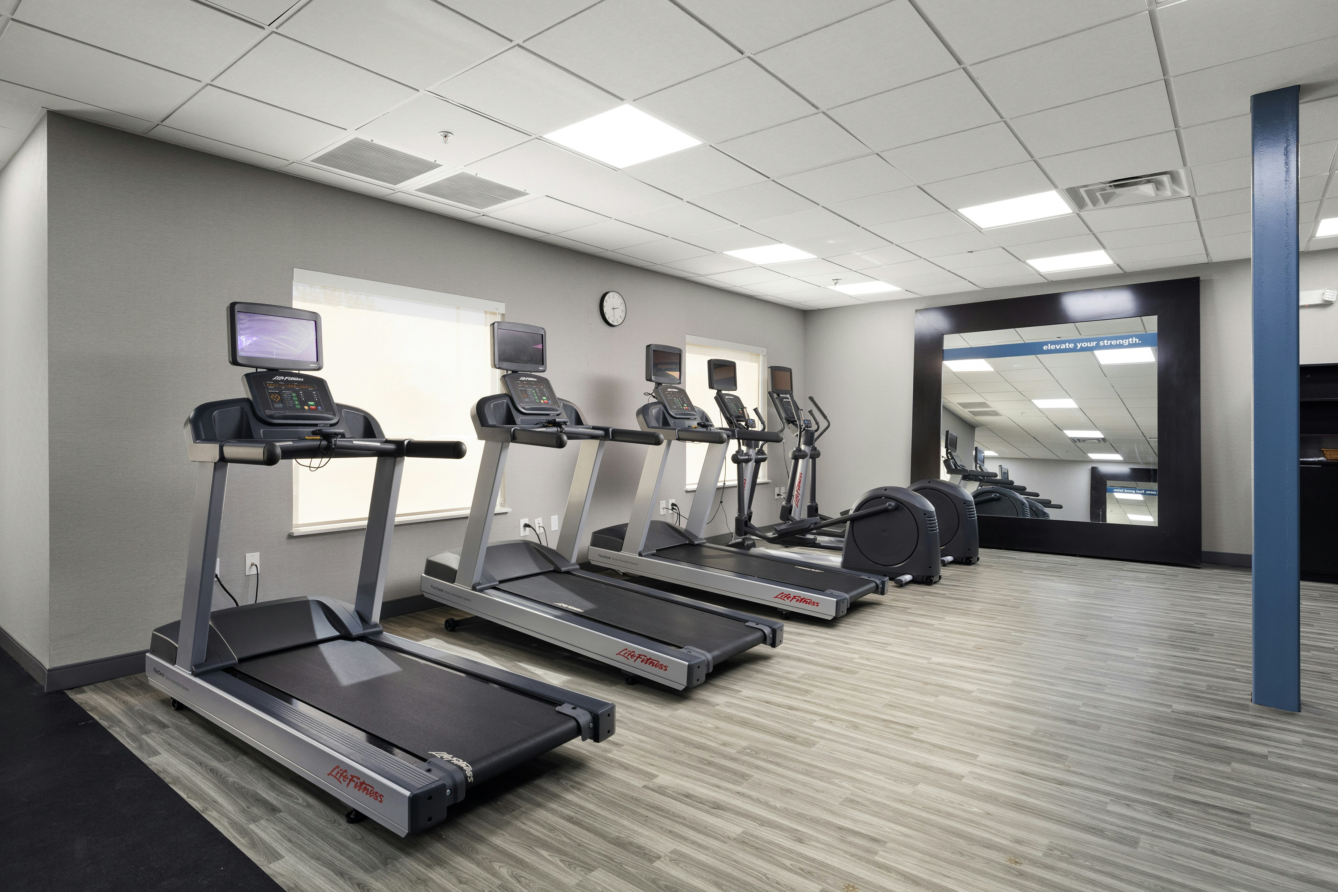 Hampton Inn Suites Mcallen 30/52