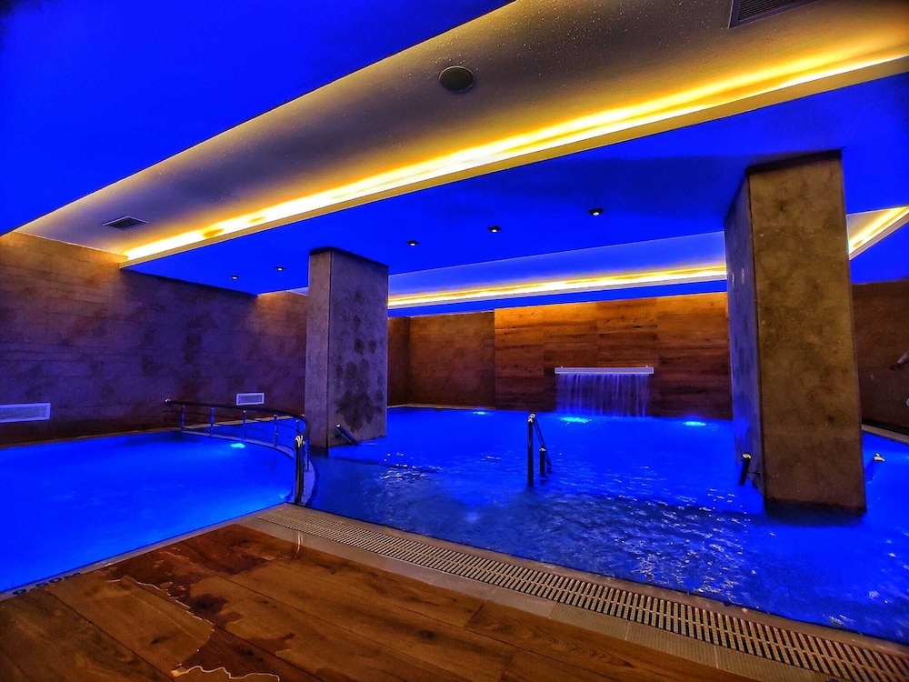 Panagia Premiere Hotel 26/38