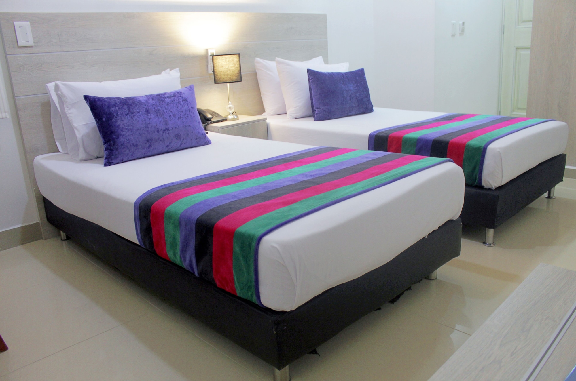 STANDARD, TWIN BEDS