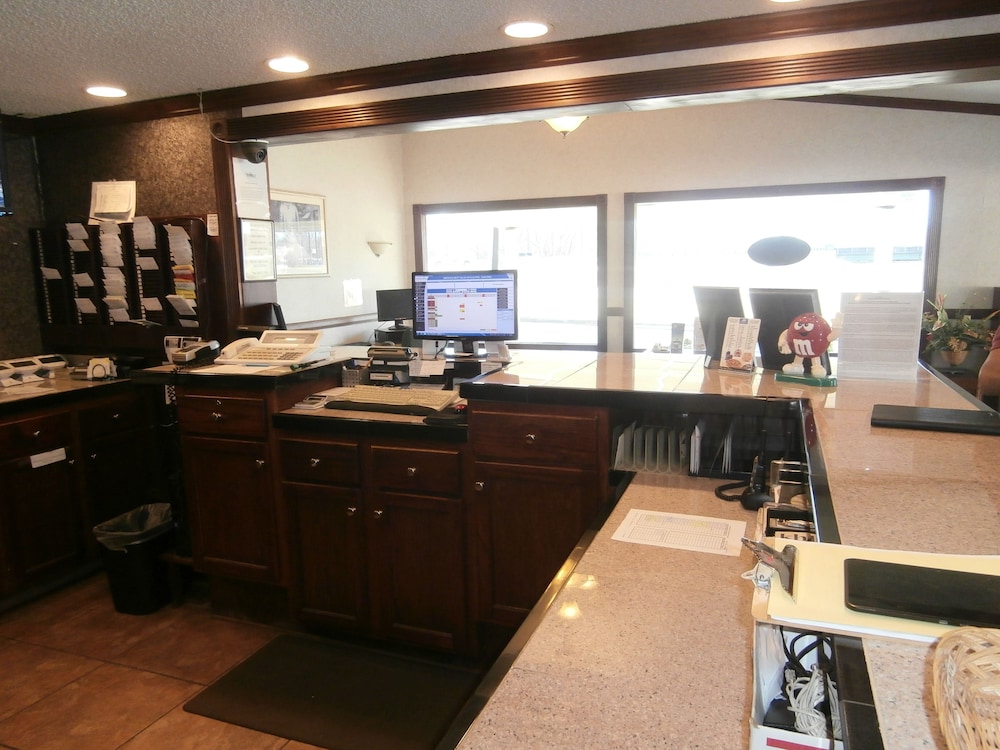 Americas Best Value Inn Conyers 37/54