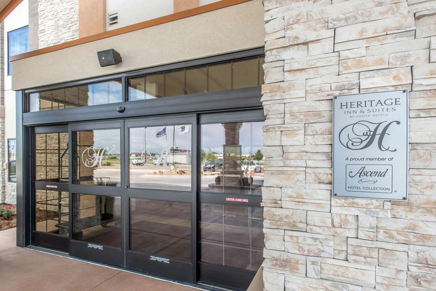 The Heritage Inn & Suites An Ascend Hotel Collection Member 2/27