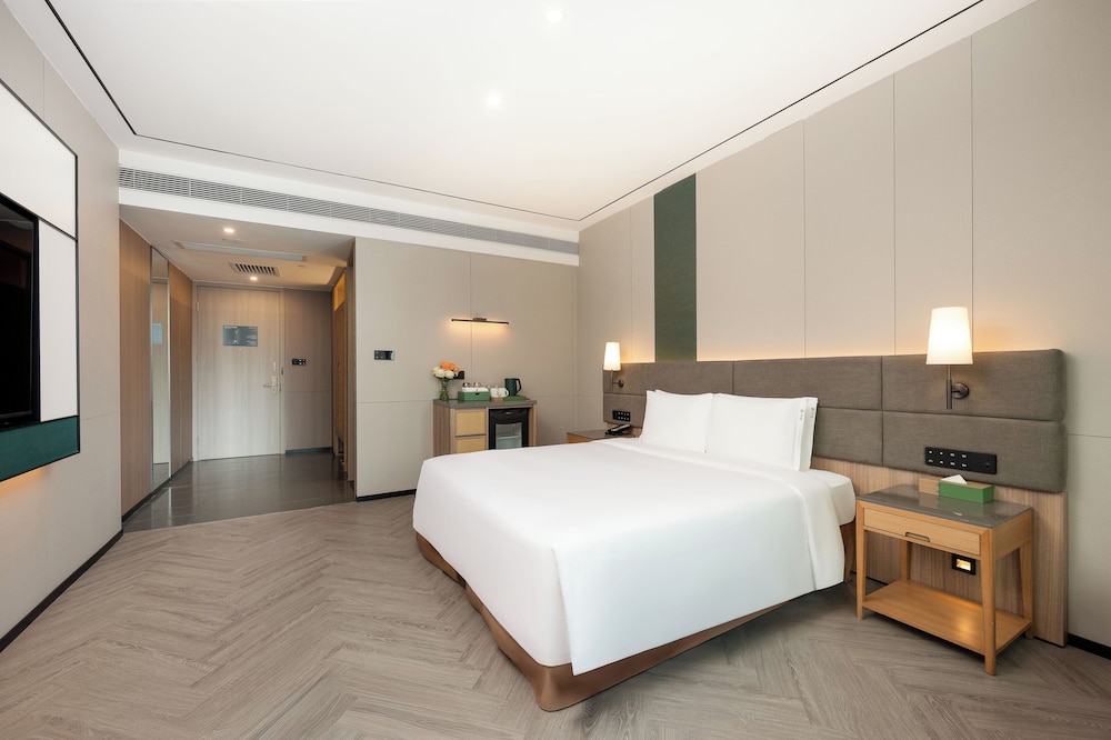 Premium, King Bed, Tower View، Holiday Inn Guangzhou Zhujiang New Town By Ihg 6/8