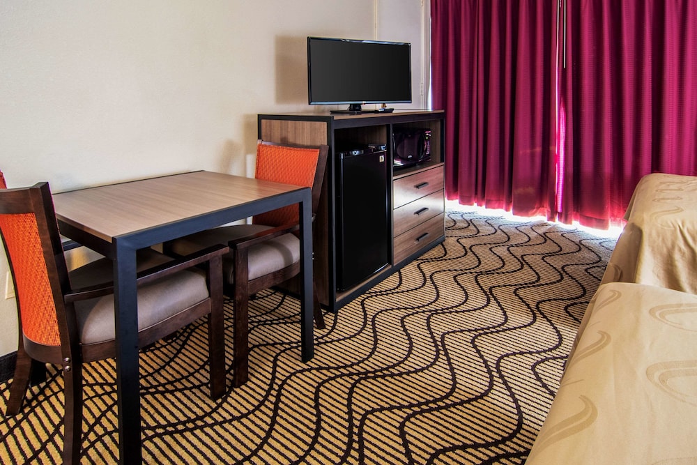 Best Western Plus Laurel 46/51