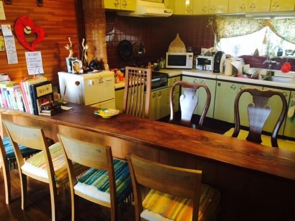 Milk-Ya Women-Only Guest House 40/50