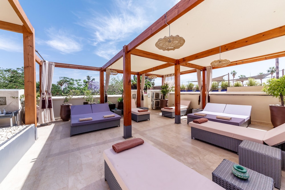 Riad Tahili 36/50