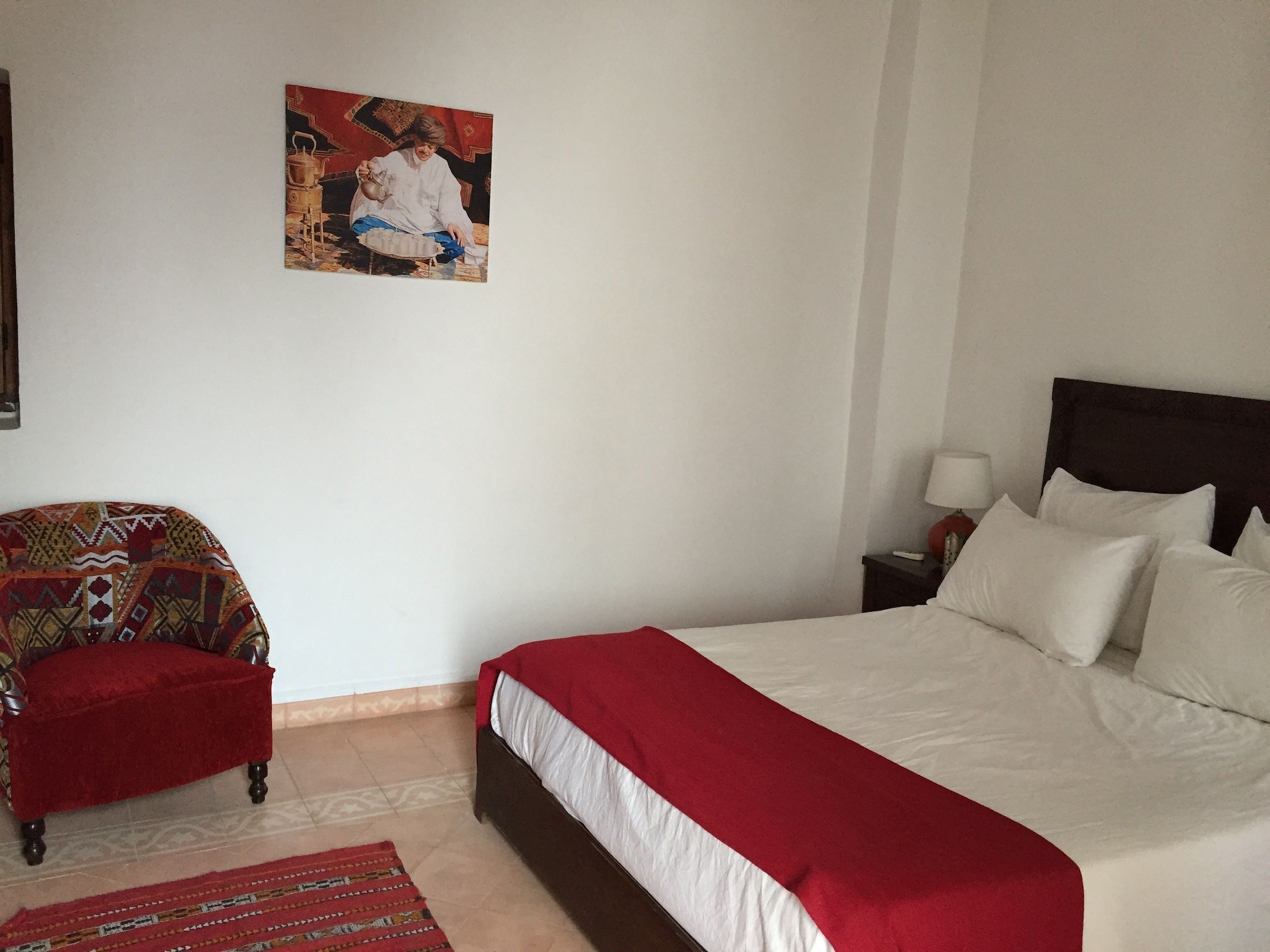 DELUXE, DOUBLE BED