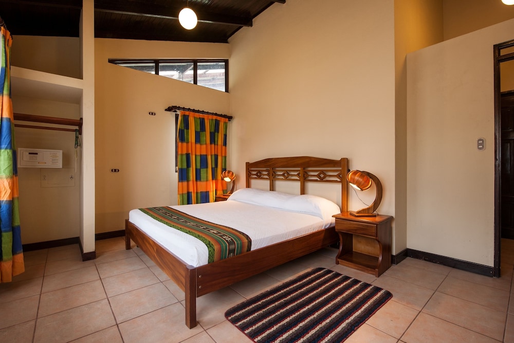 Arenal Lodge 39/73