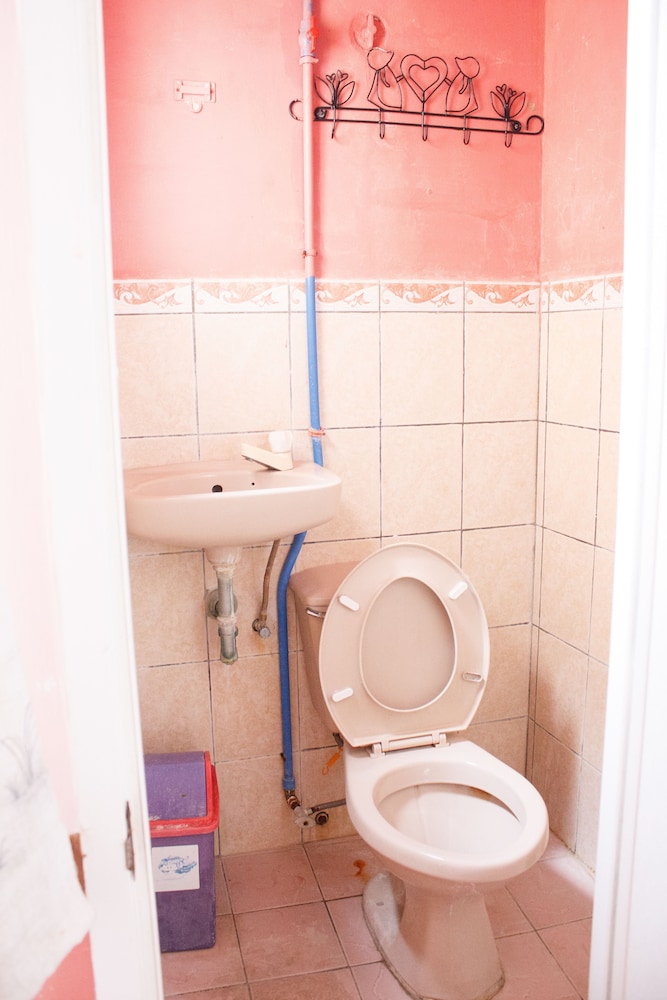 Gv Hotel Maasin 38/41
