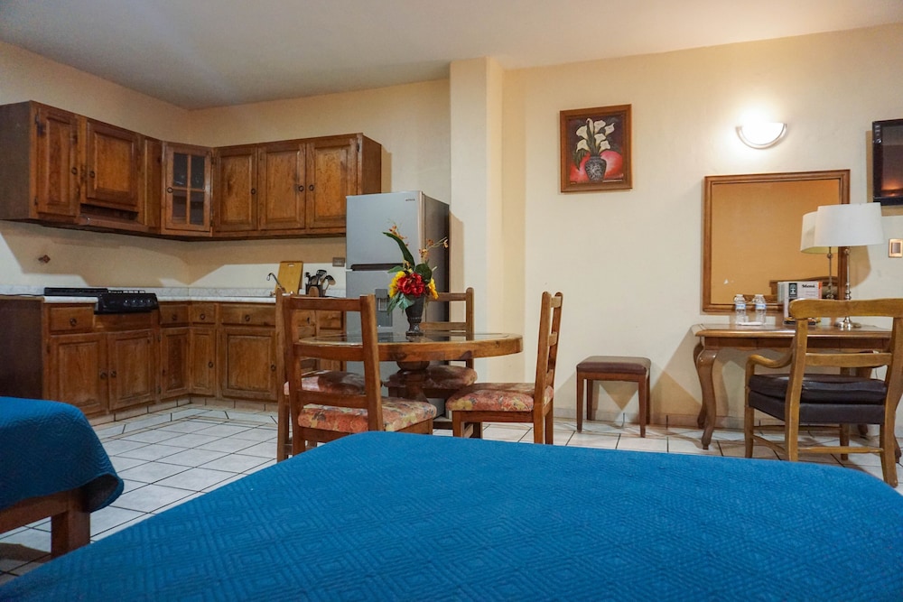 Hotel Las Fuentes 47/64