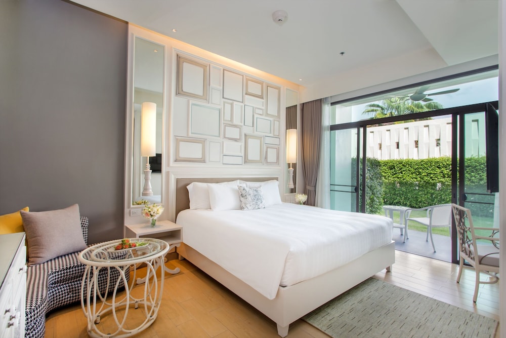 U Sathorn Bangkok Hotel 22/66