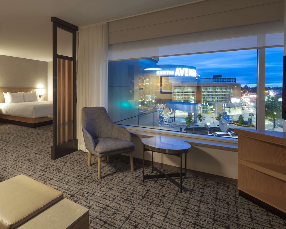 Hyatt Place Moncton 24/50