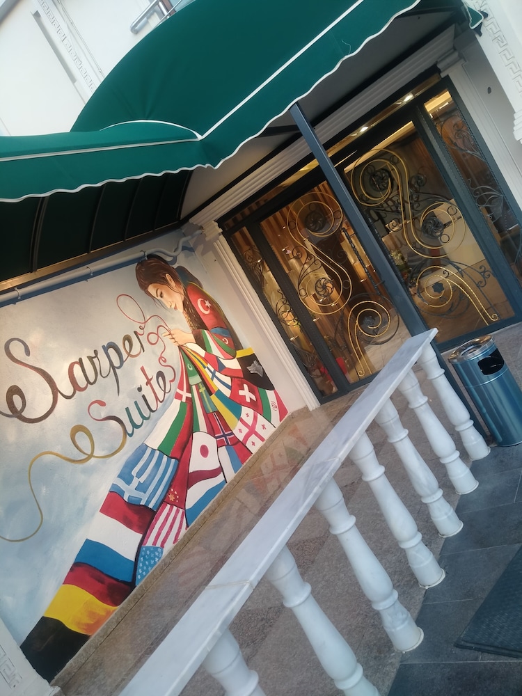 Sar-Per Suites & Hotel 20/31