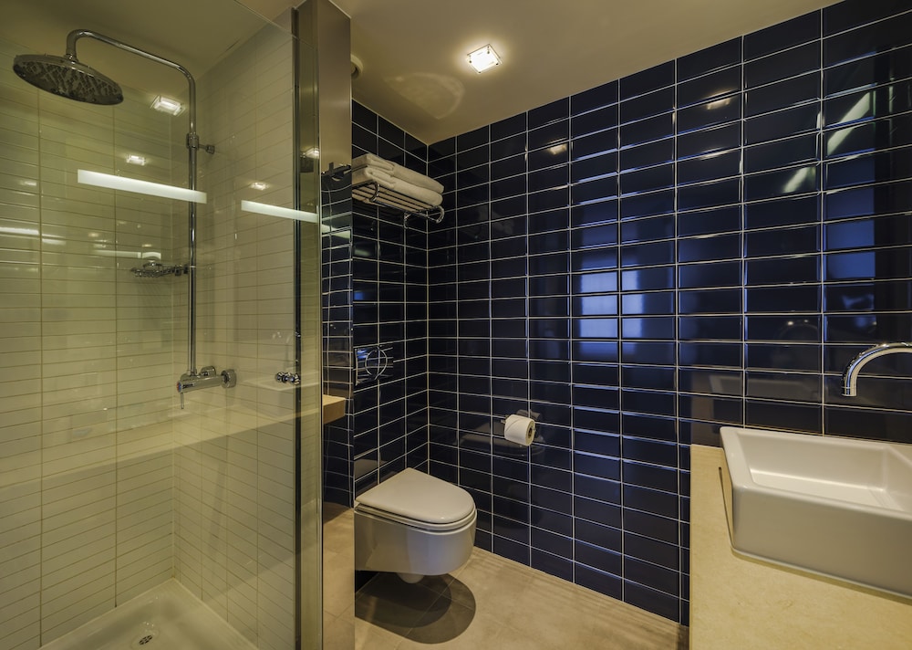 Absolute Hotel Spa 6/60