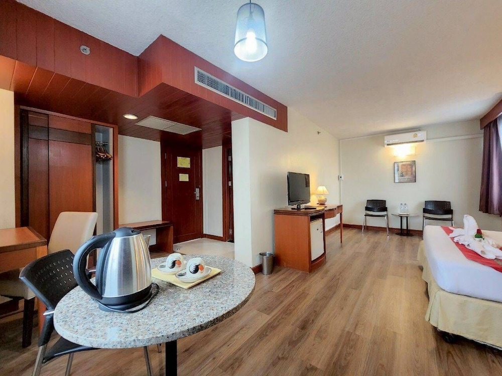 Hadyai Golden Crown Hotel 26/58