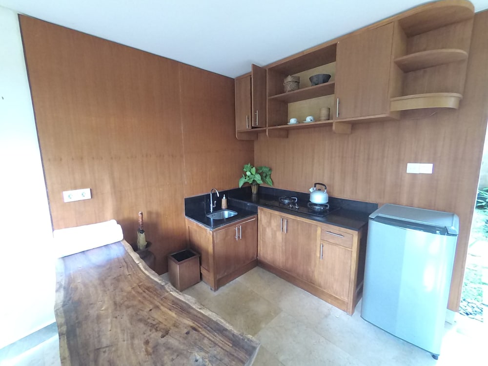 Motama Villa 1/50