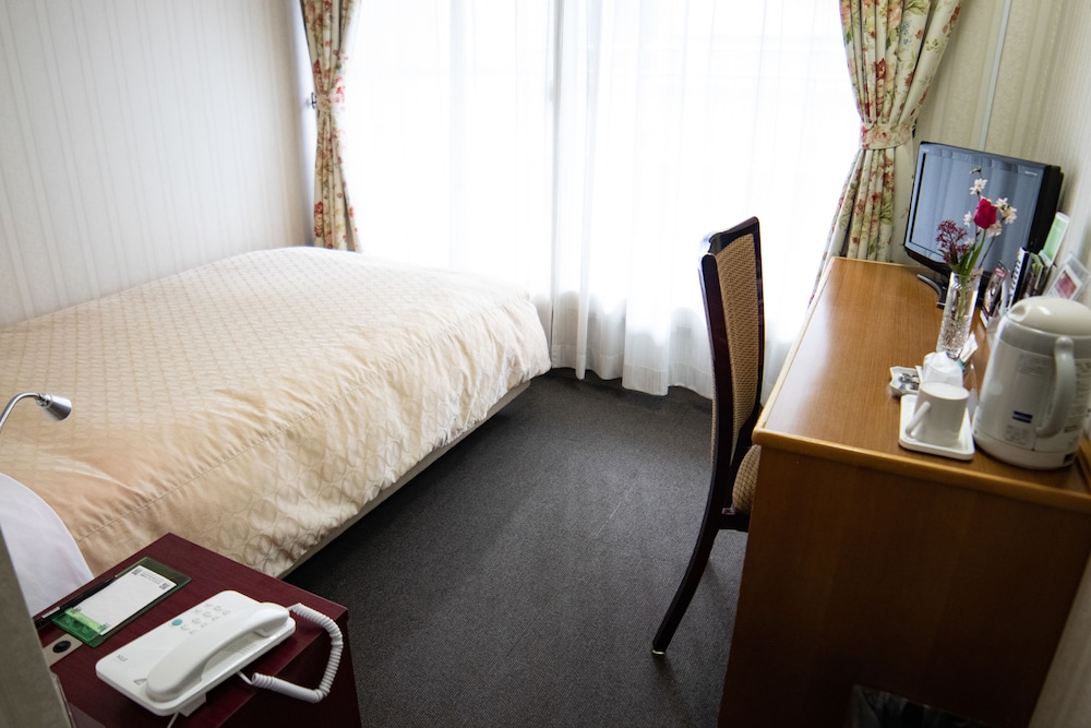 HOTEL CONTINENTAL 30/64