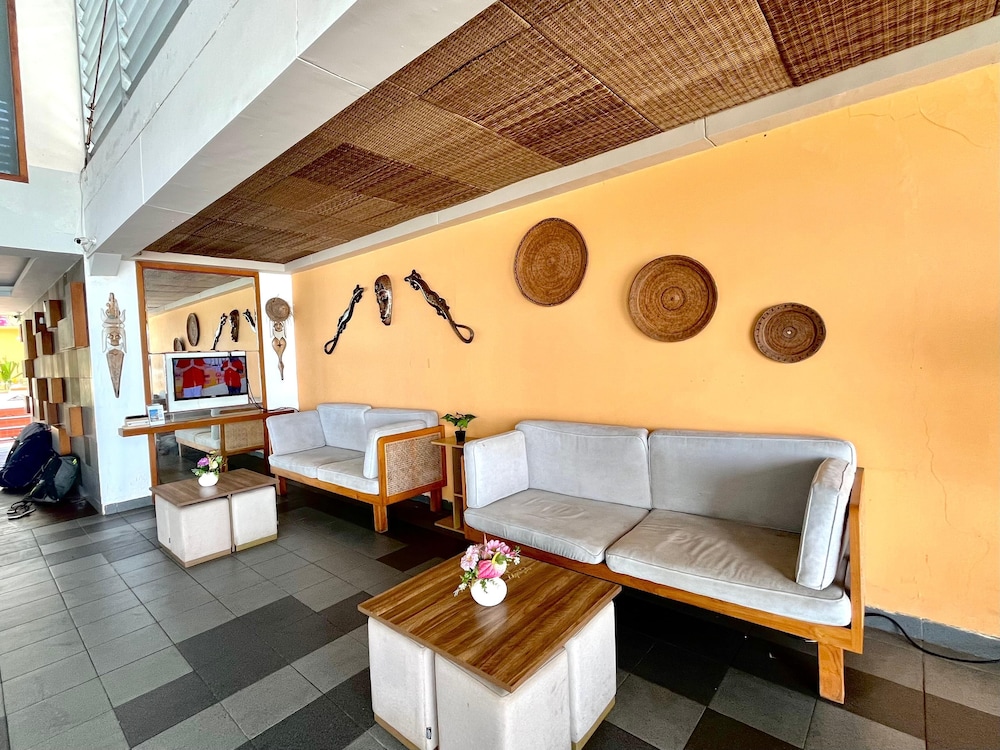 Laguna Gili Beach Resort 8/60