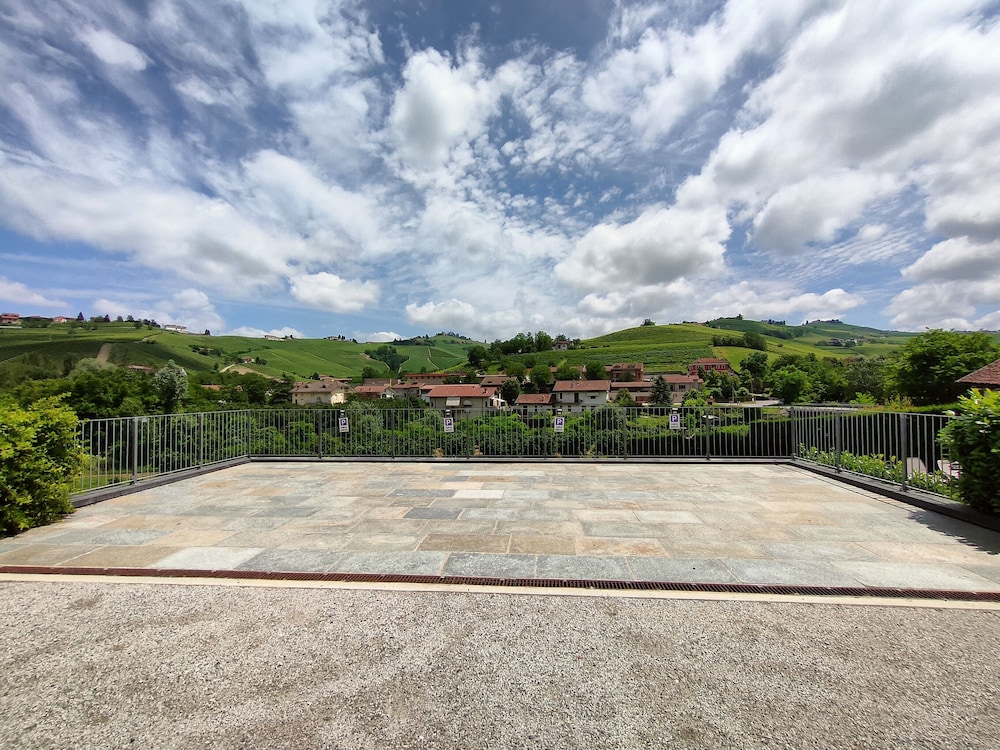 Cascina Bellonuovo - Agriturismo 42/50