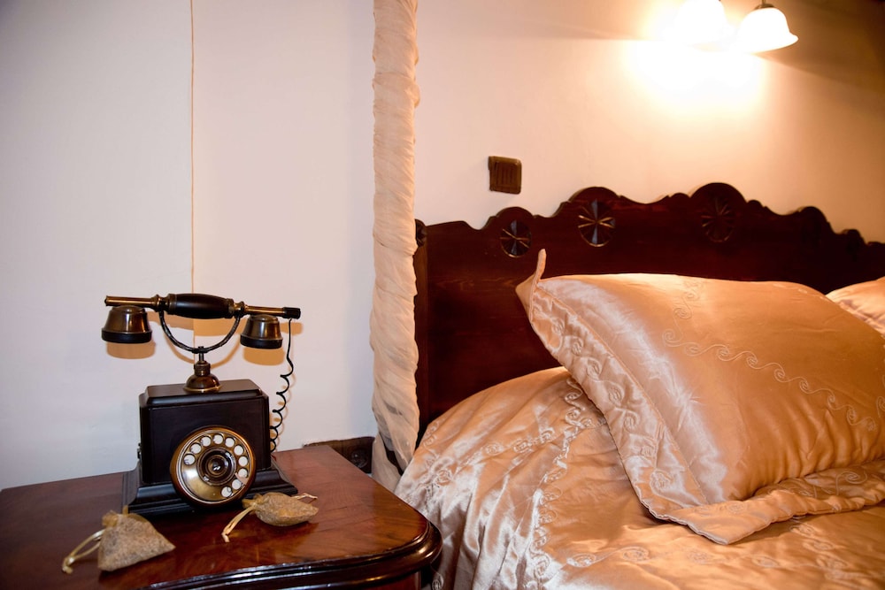 Villa Sphendone Suites photo3