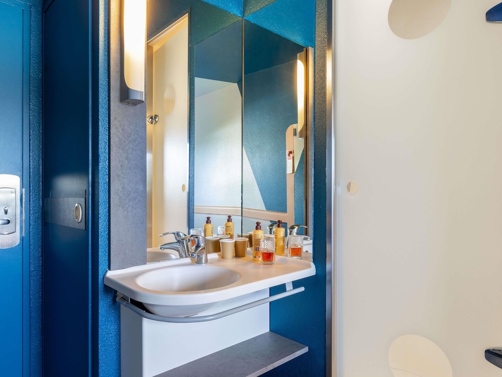 Ibis Budget Velizy 66/67