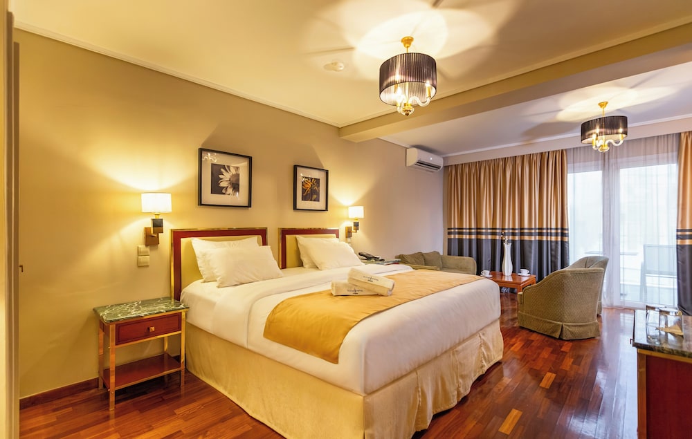 Ilisia Hotel 31/68