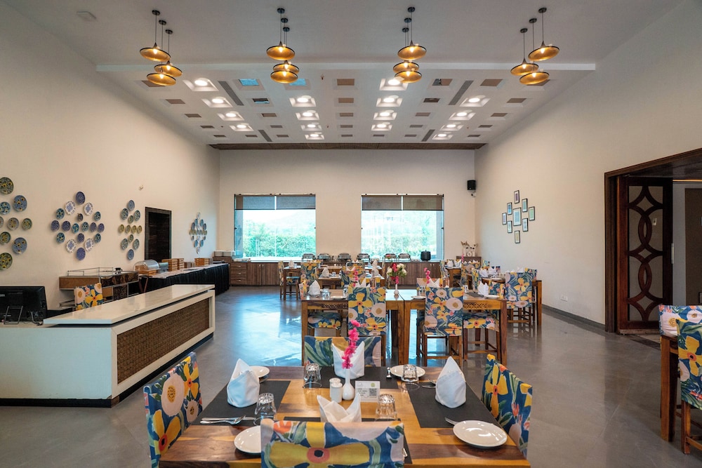 Bamboo Saa Mulberry Resort 45/55