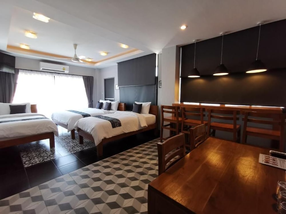The Besavana Phuket 33/68