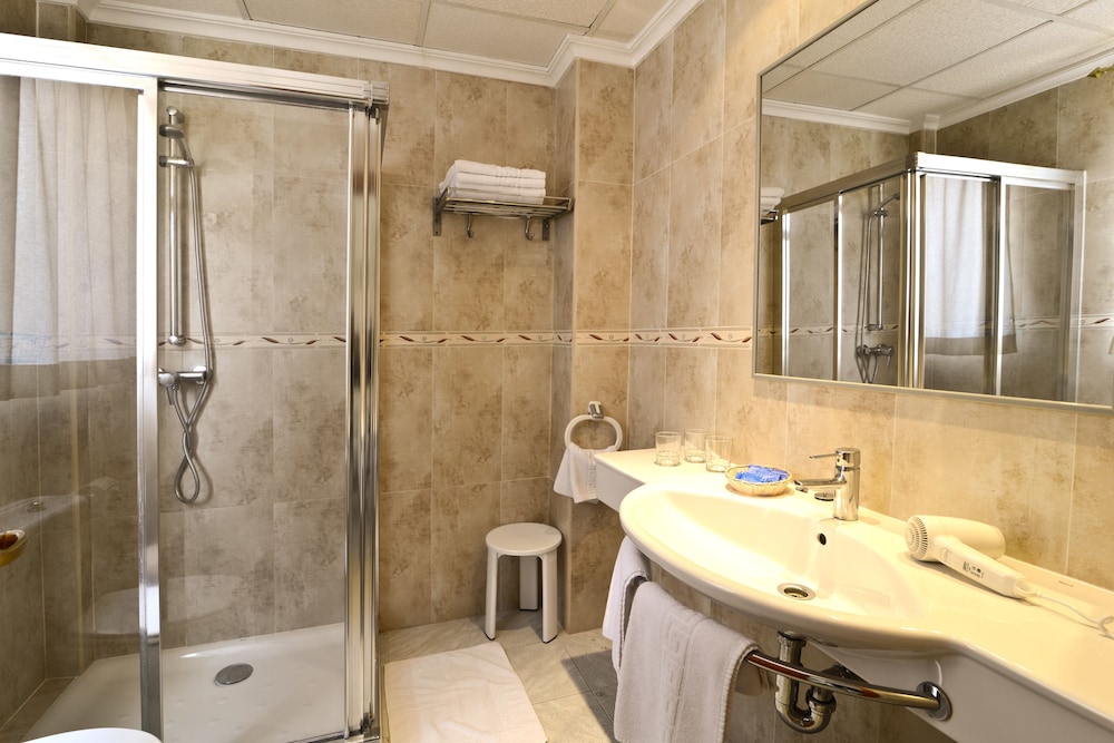Hotel Amoros 27/69