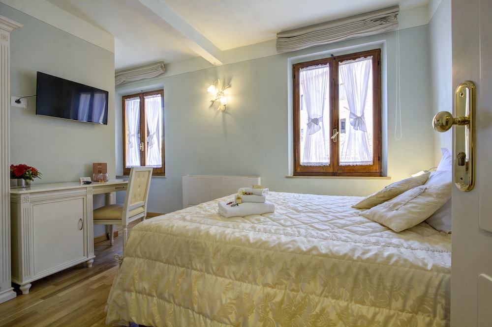 Hotel Volterra In 13/65