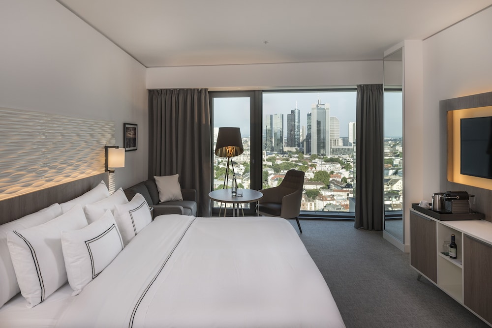 MELIA FRANKFURT CITY 9/65