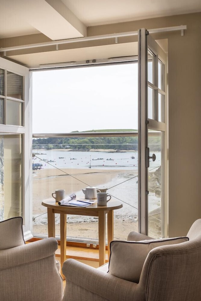 South Sands Hotel 29/50