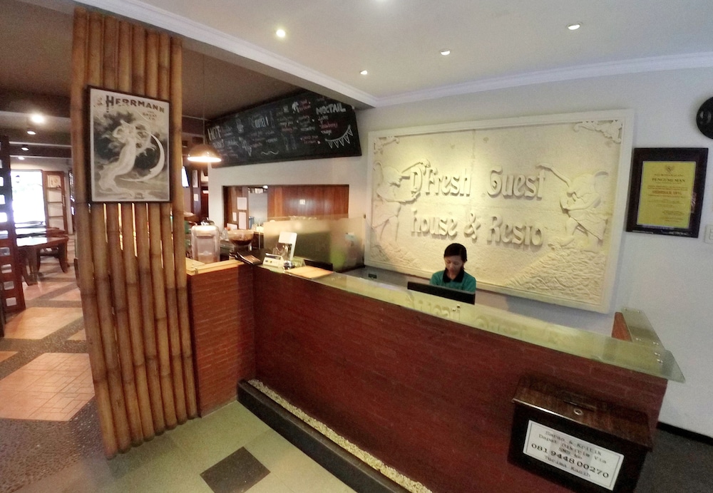 D'Fresh Guest House & Resto 11/22