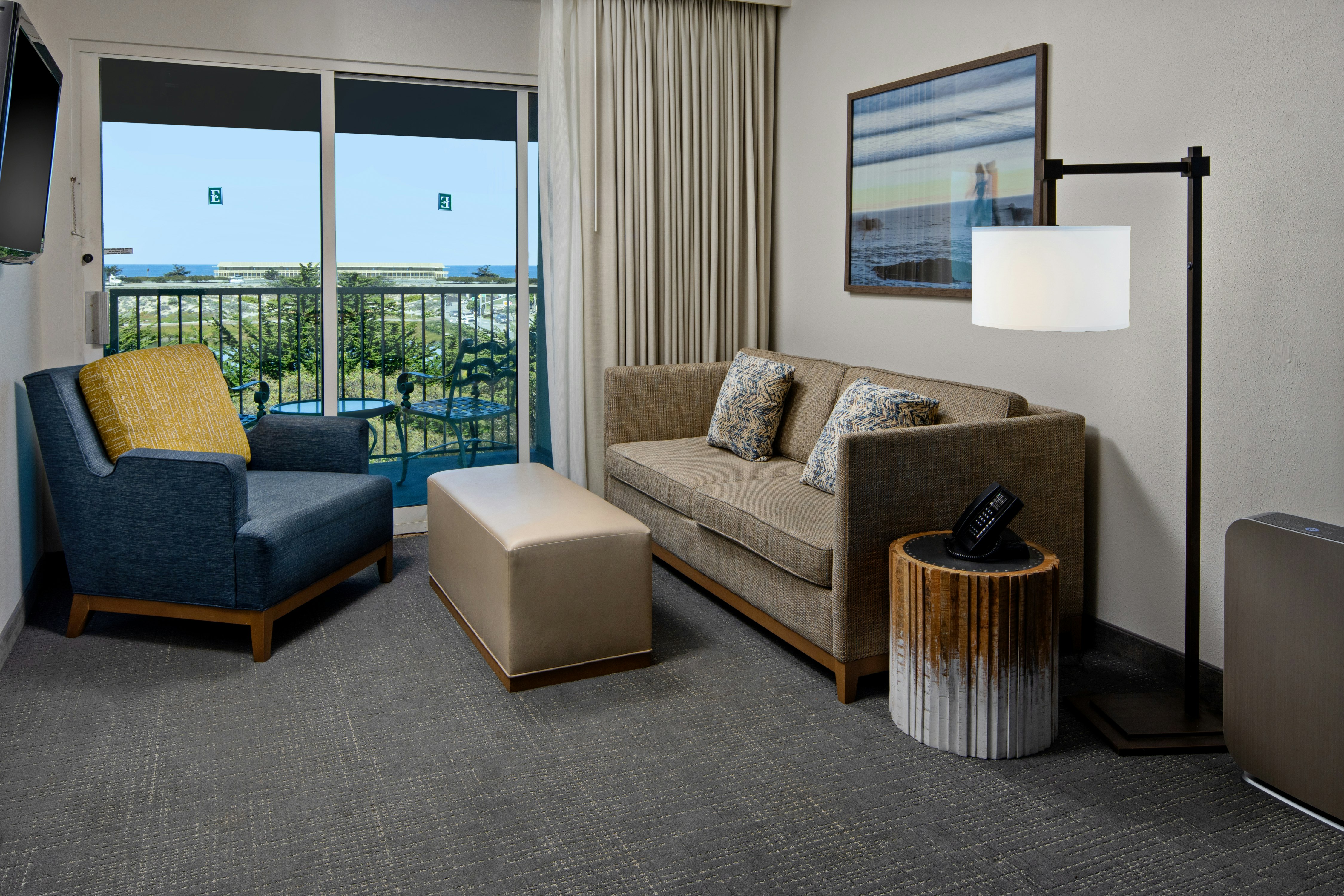 Embassy Suites by Hilton Monterey Bay Seaside 27/65