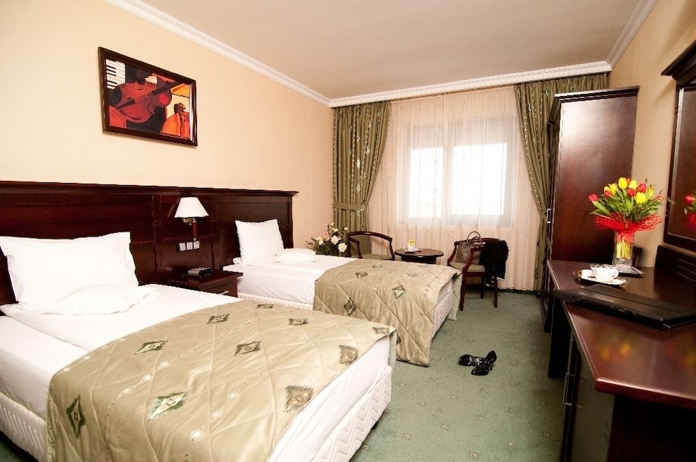 Hotel Rapsodia 12/46