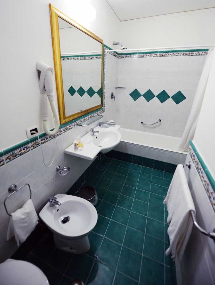 Atlantic Palace Sorrento - Adults Only 48/50