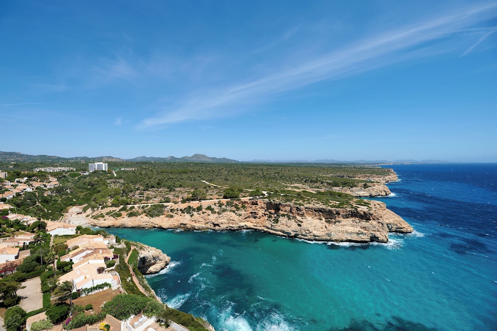 Alua Calas de Mallorca Resort 41/43