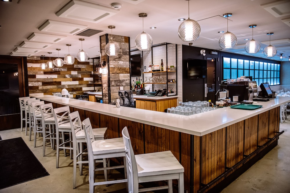 Hotel Ruby Foo S 50/67
