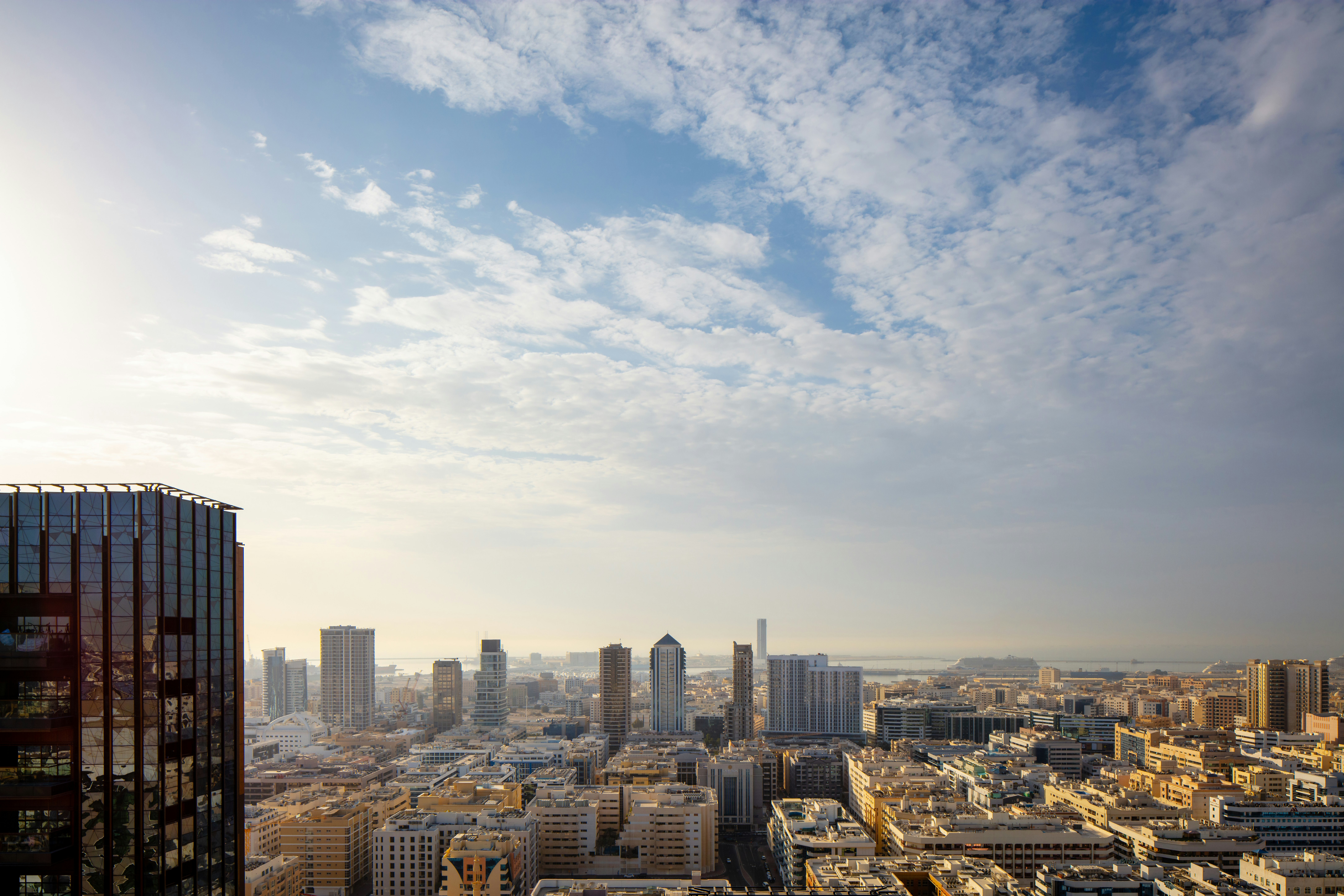 DoubleTree by Hilton Dubai M square Hotel and Residences 26/34