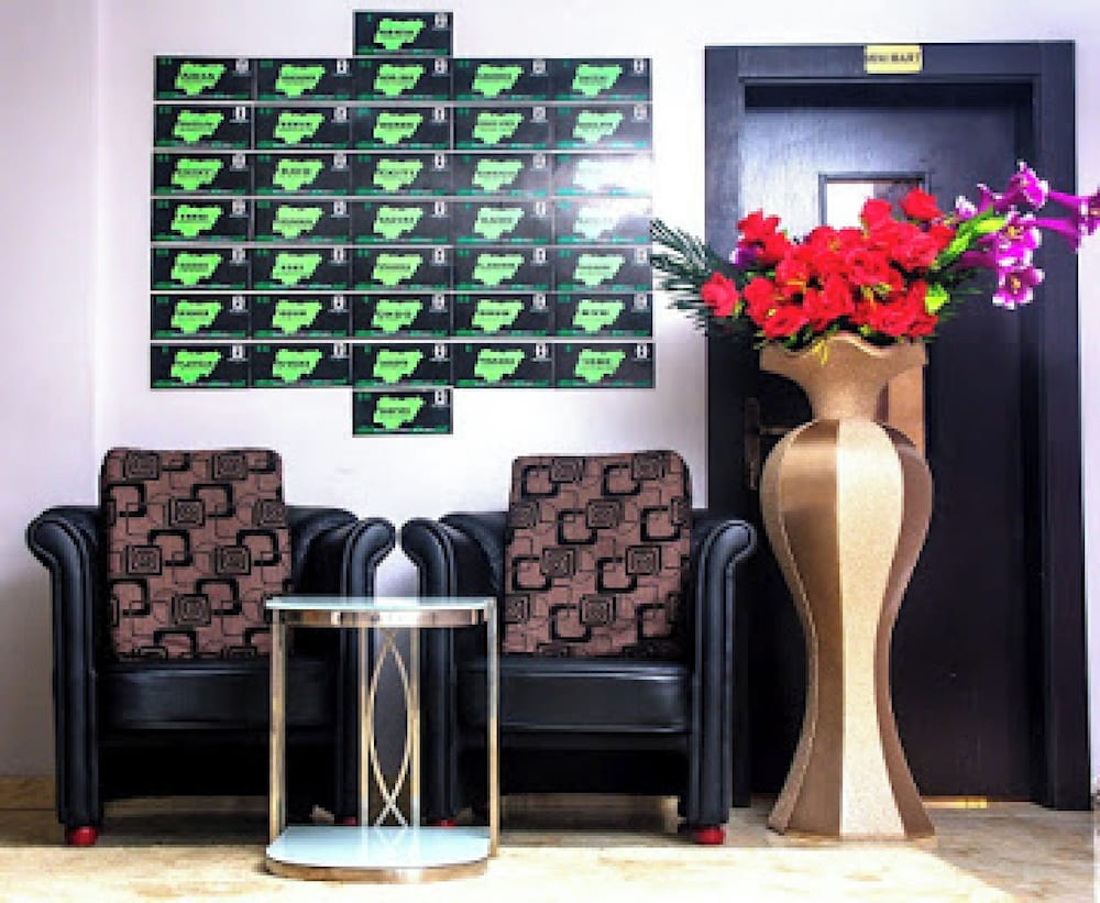 Oragon Hotel and Suites 5/46