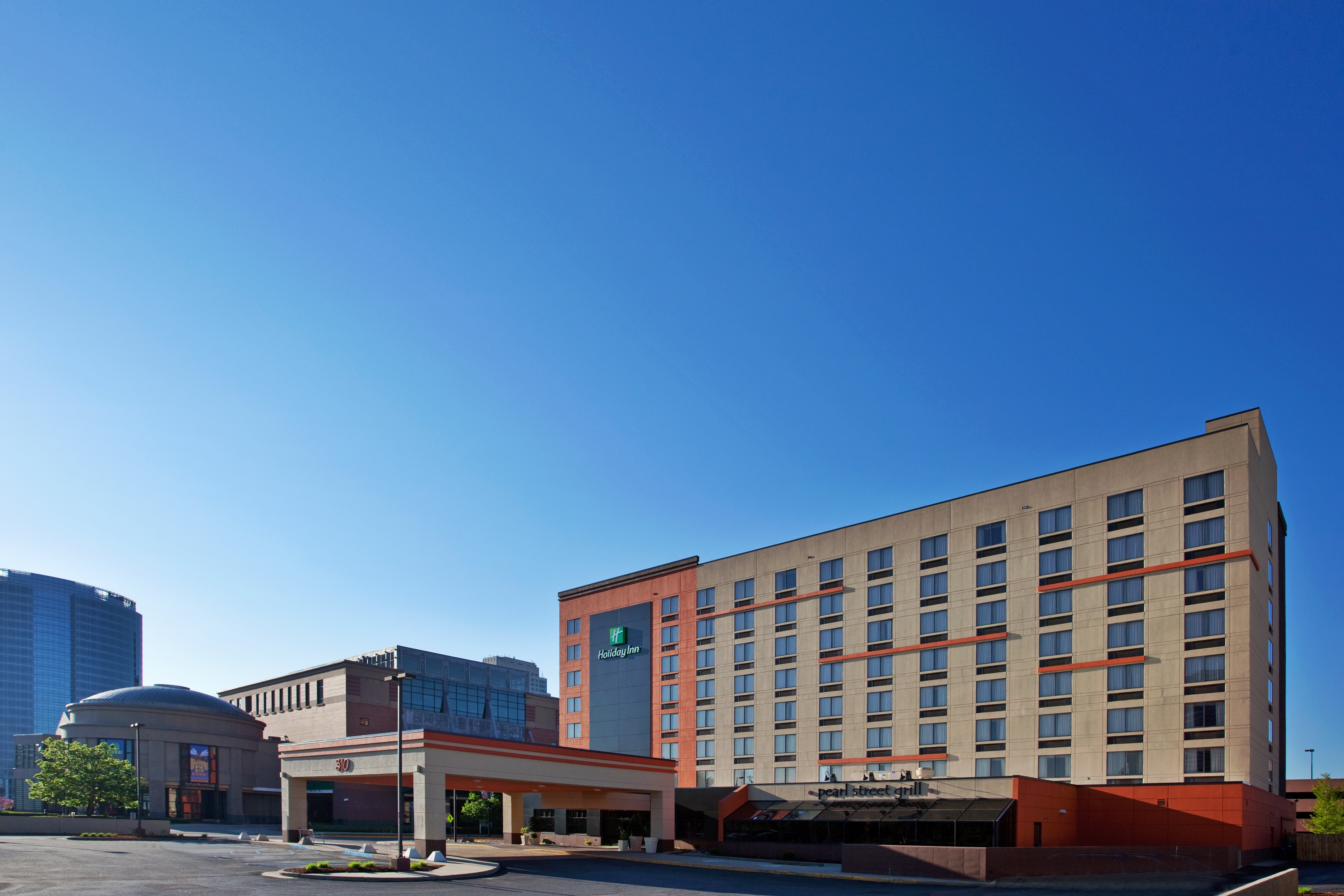 Holiday Inn Grand Rapids Downtown 5/50