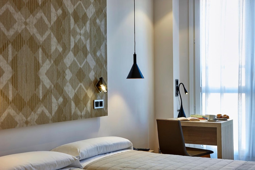 Hotel Bilbao Plaza 7/61