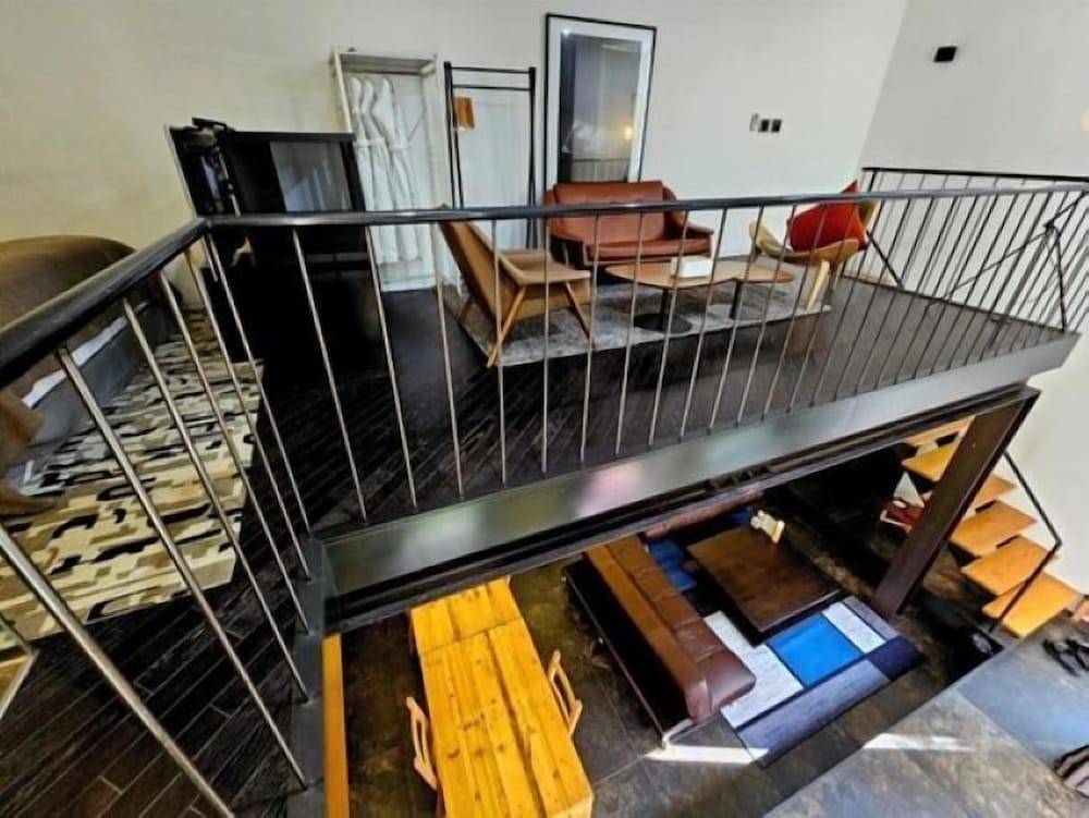 Js Boutique Hotel 68/76