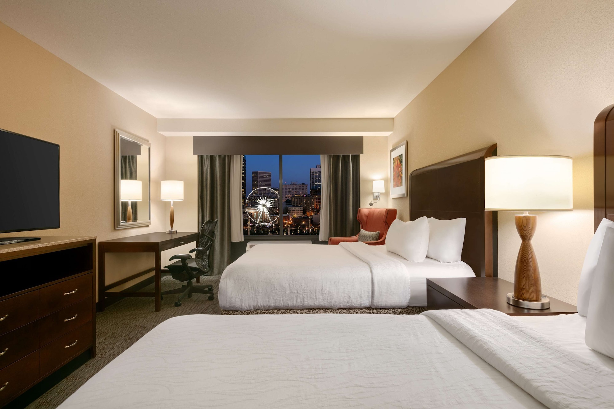 Room, Single, 2 Queen Beds, Accessible، Hilton Garden Inn Atlanta Downtown 10/10
