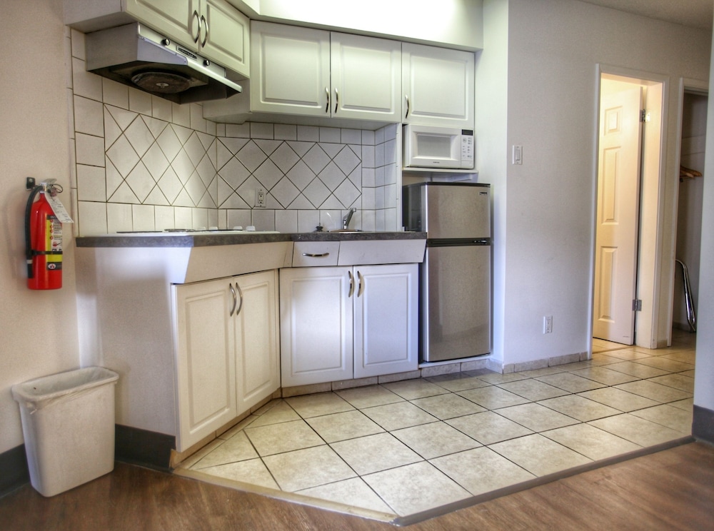Best Budget Inn and Suites Kamloops 11/46