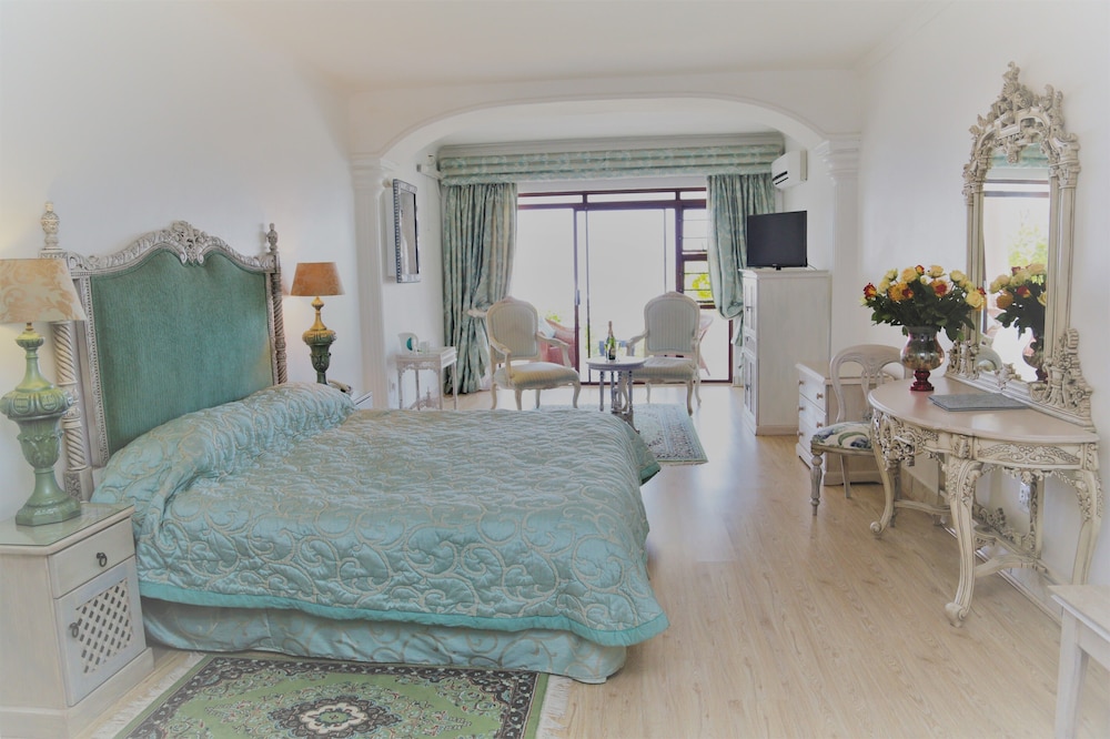 Misty Waves Boutique Hotel 25/79