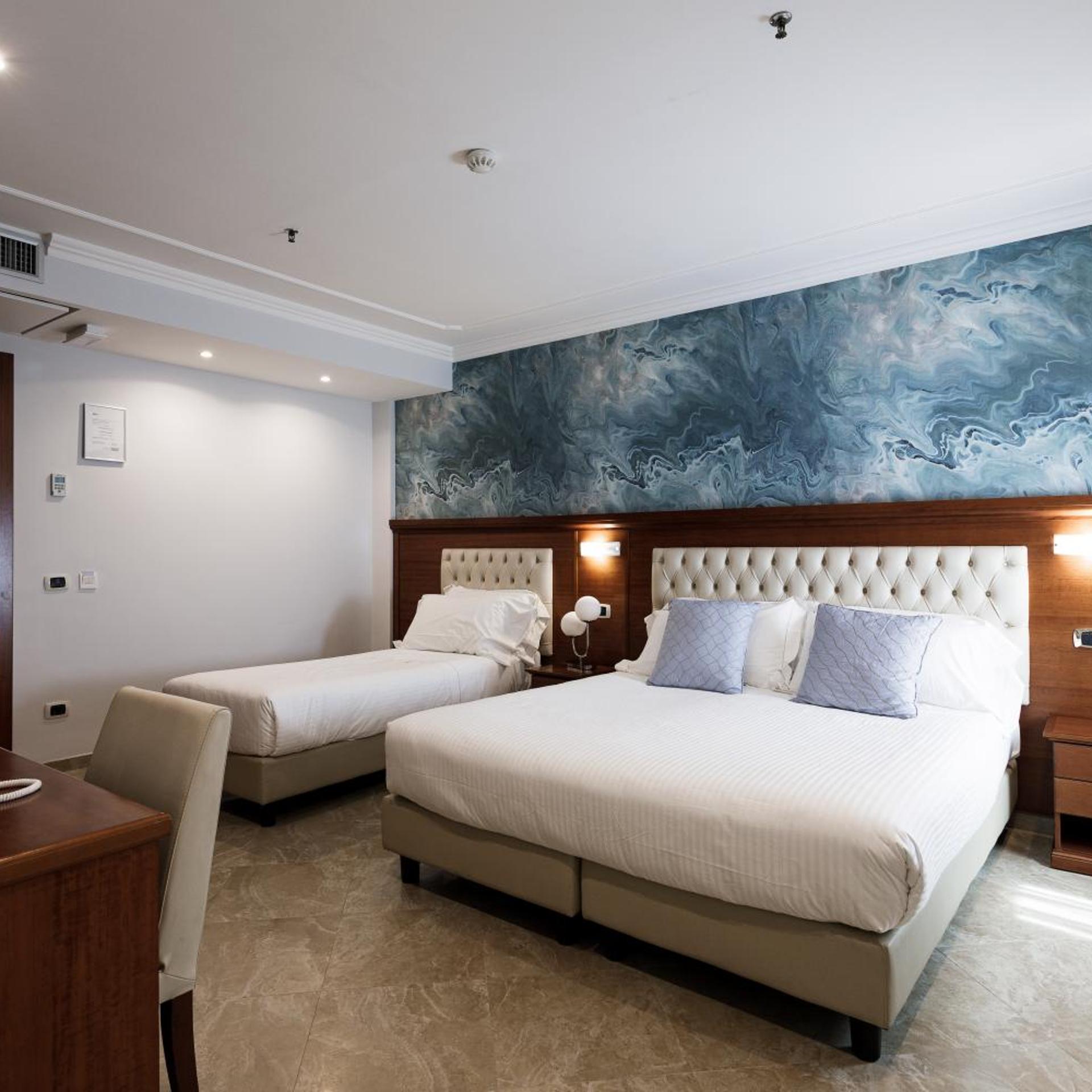 جناح بسرير فردي، Esposizione Luxury Rome 2/10